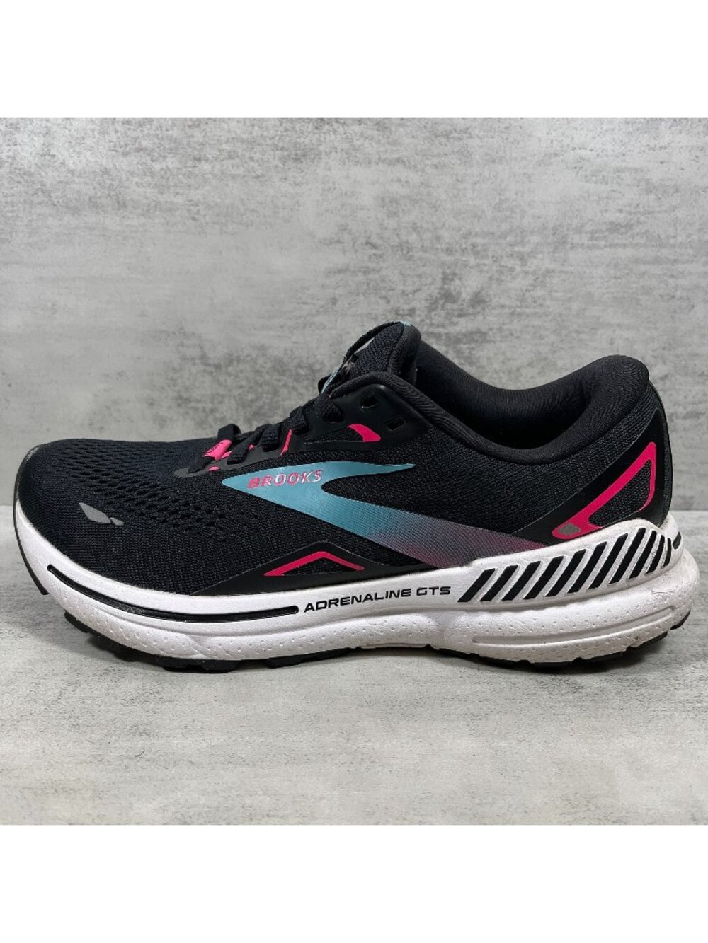 Brooks Adrenaline GTS 23 GTX Gore-tex Running Shoes - Women's Size 7.5 - Black
